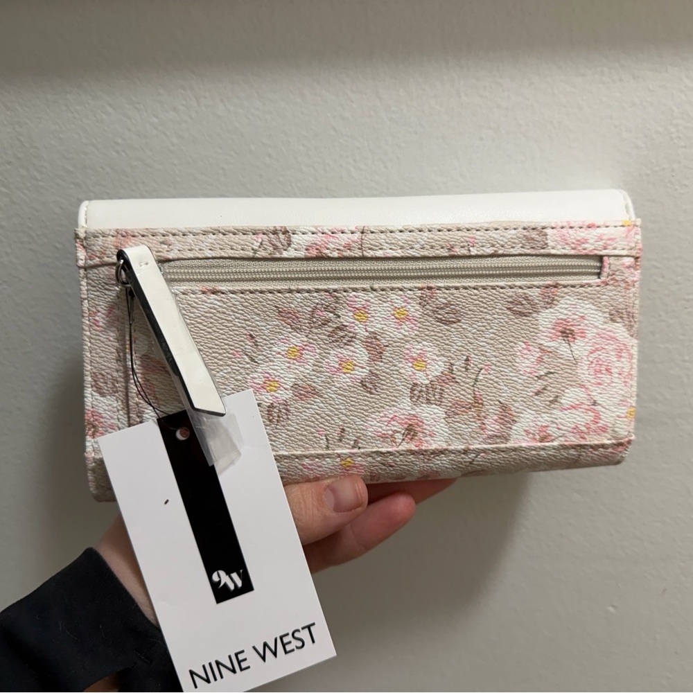 Nine West Norah Floral Wallet - Picture 3 of 5